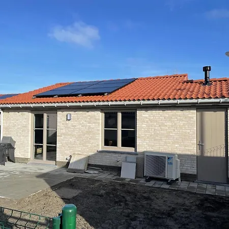 In With Garden Coxyde